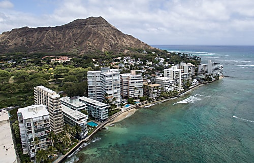 Diamond Head Beach Hotel #802