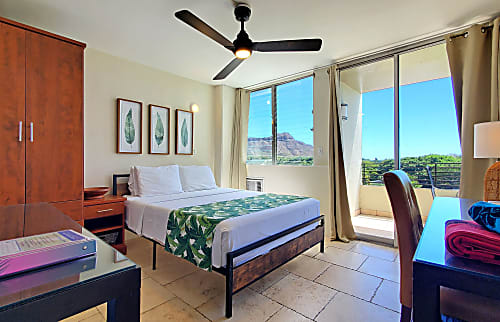 Waikiki Grand Suite 715