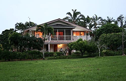 Kamalani Palms