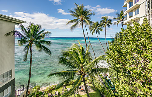 501 Diamond Head Beach Hotel