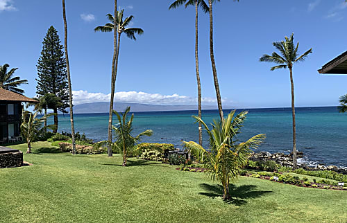 Mahina Surf rental condo