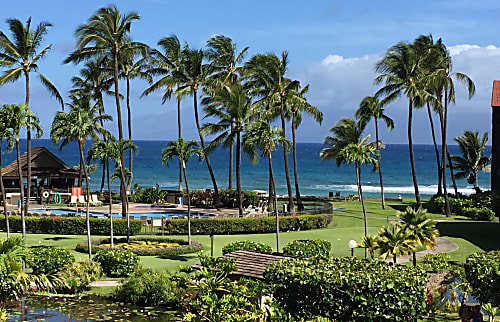 Papakea  Ocean Front Resort