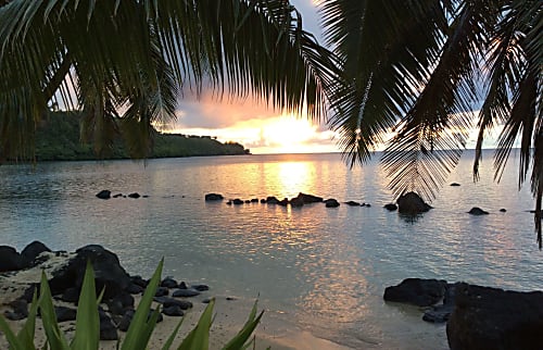 Hale Kai Anini Beach Home