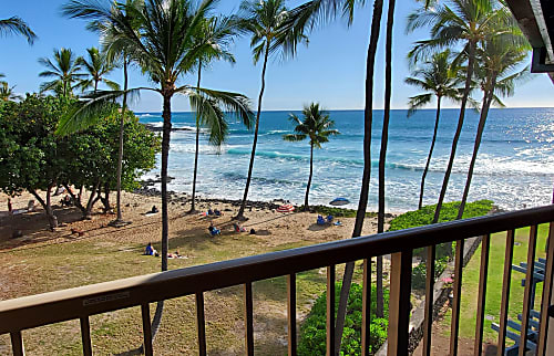 Kona Reef Beachfront Getaway