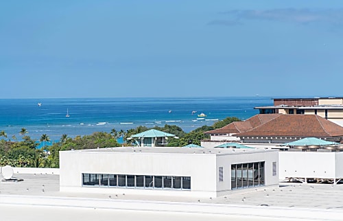 Ala Moana Condominium AH01