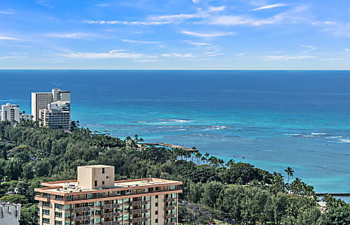 Waikiki Banyan Tower 2 Suite 3704