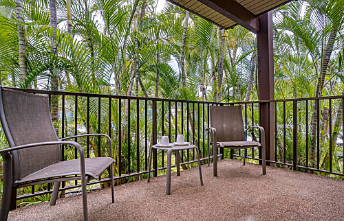 Maui Hill 99, great location with garden views!