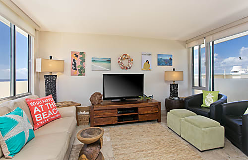 1401 Diamond Head Beach Hotel