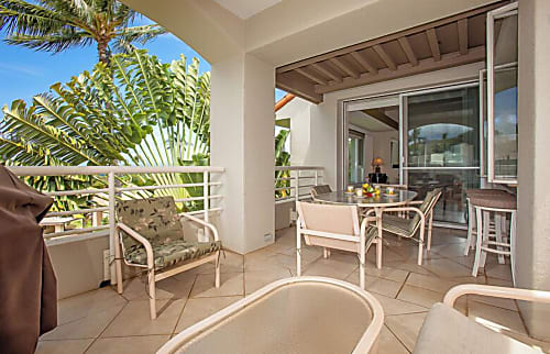 Palms at Wailea 2202