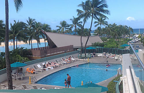 Ilikai Hotel & Suites