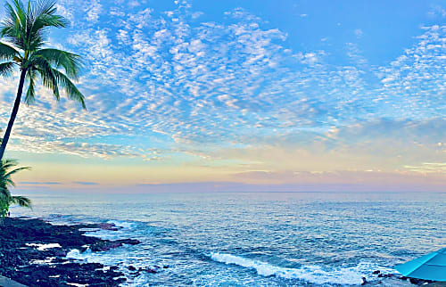 Oceanfront Kona Condo