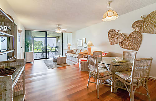 Country Club Villas #127