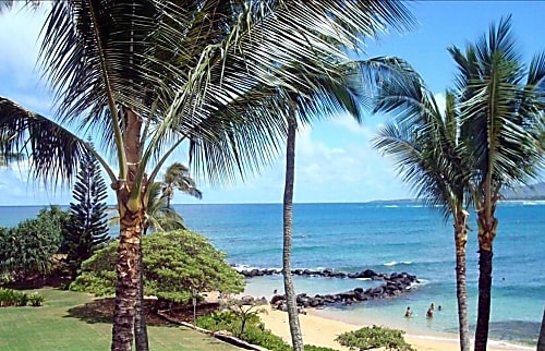 Lae Nani Private Condo