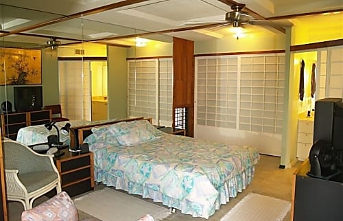 Haw'n Princess at Makaha beach