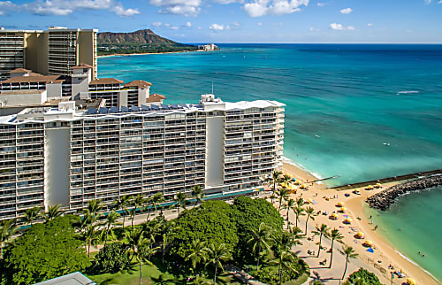 Waikiki Banyan for 2