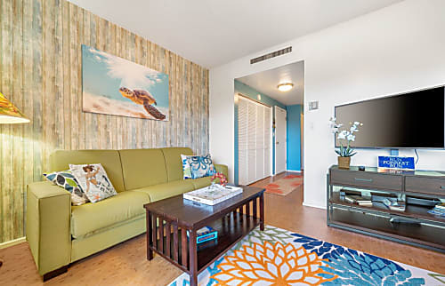 Kona Plaza rental condo