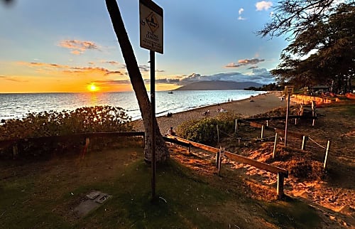 Top Floor Artistic Penthouse