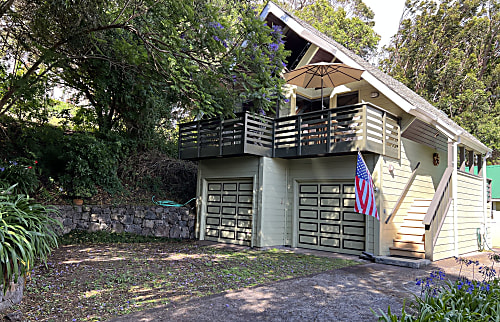 Captain's Quarters Cottage 