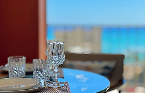 Jenny's  Cottage Waikiki