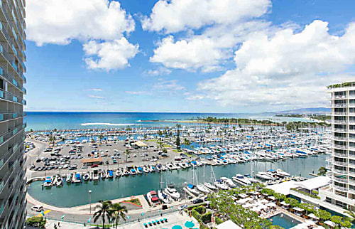 Waikiki Ocean Front Suite 