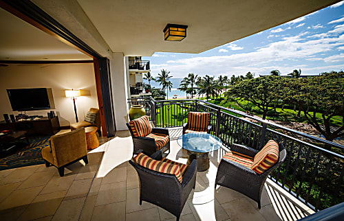 'Hale Akala' Beach Tower 404