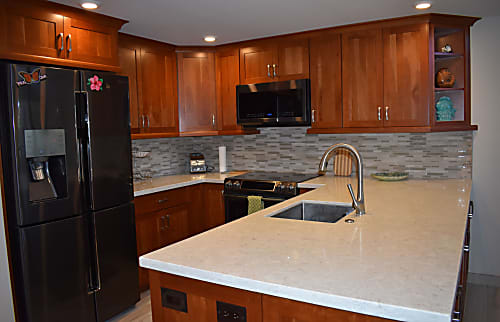 Kiehi Garden Estates Top Floor