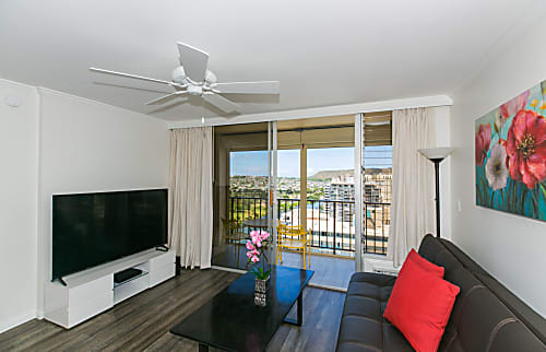 Fairway Villa 24th Floor