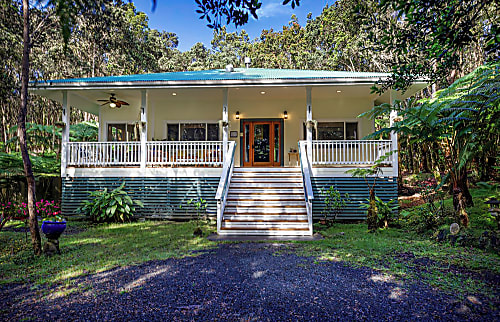Hale Mauka Rainforest Retreat