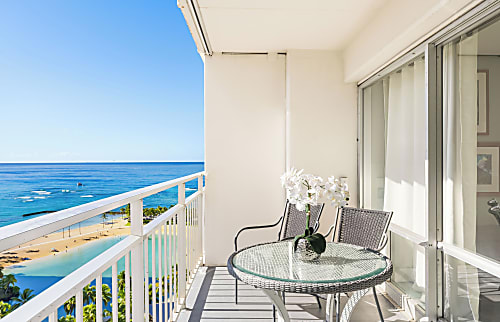 Ilikai Hotel Ocean View Condo 1777