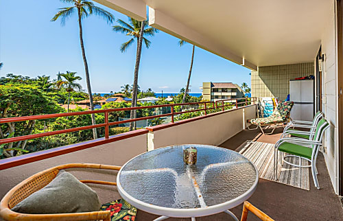 White Sands Village Unit Across Magic Sands Beach