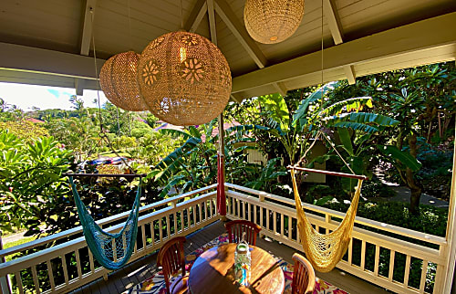 Hawaiian Chic Crater Retreat