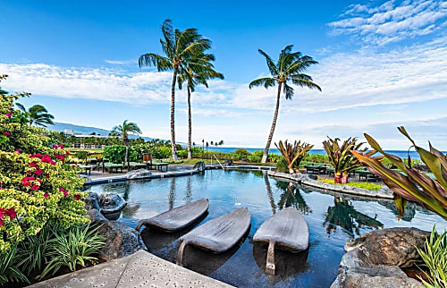 Hali'i Kai Corner Condo