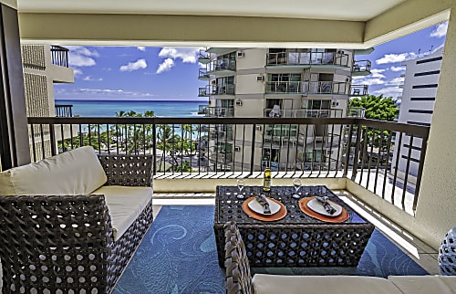 Waikiki Beach Tower Condo