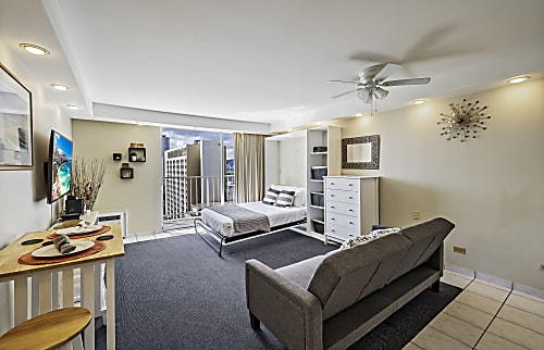 Marine Surf 16th Floor