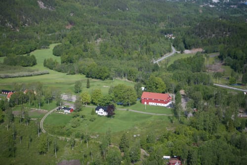 Hele gjestegården med uteområder