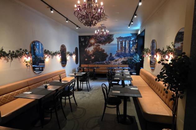 Vine & Olives - Hele restauranten