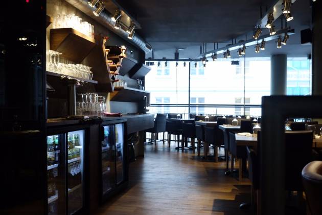 Asian Box - Andre etasje og mezzaninen