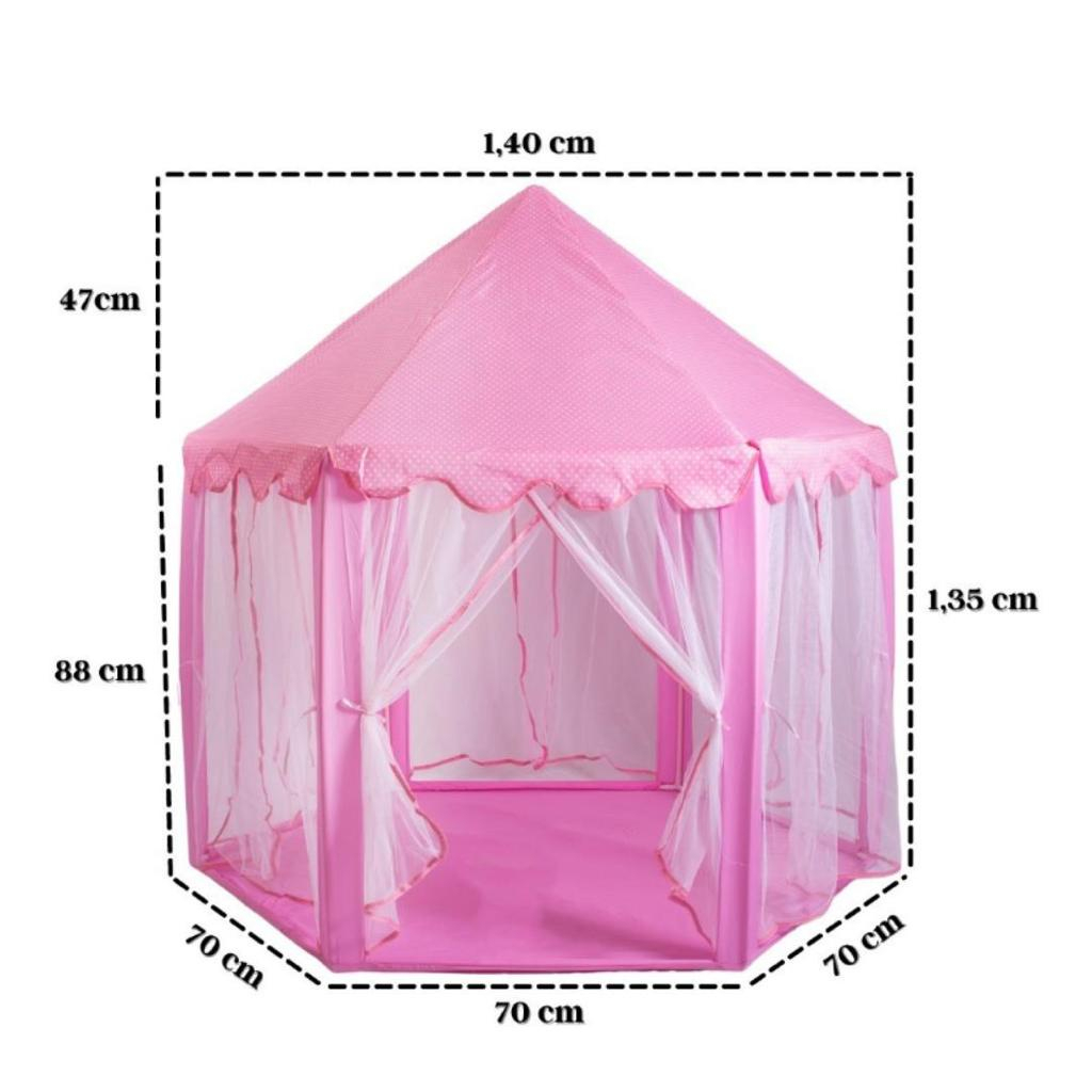 Detalhes da cabana infantil em formato de castelo