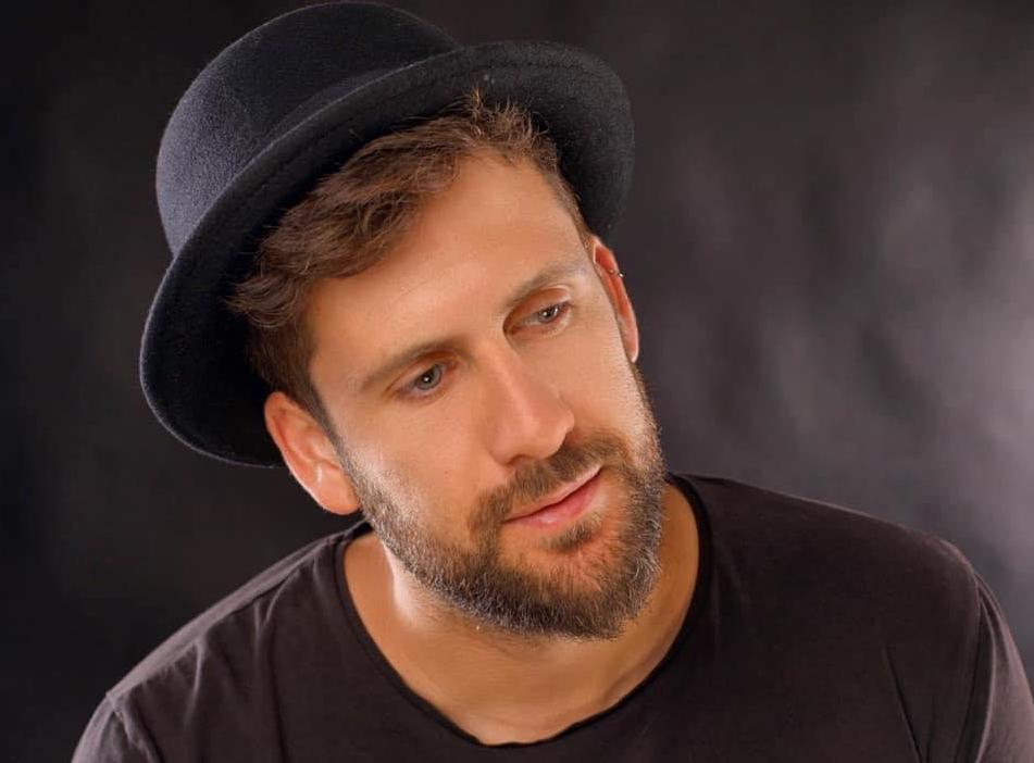 In honor of Hanukkah, Orthodox Jewish musician releases fresh take on ...