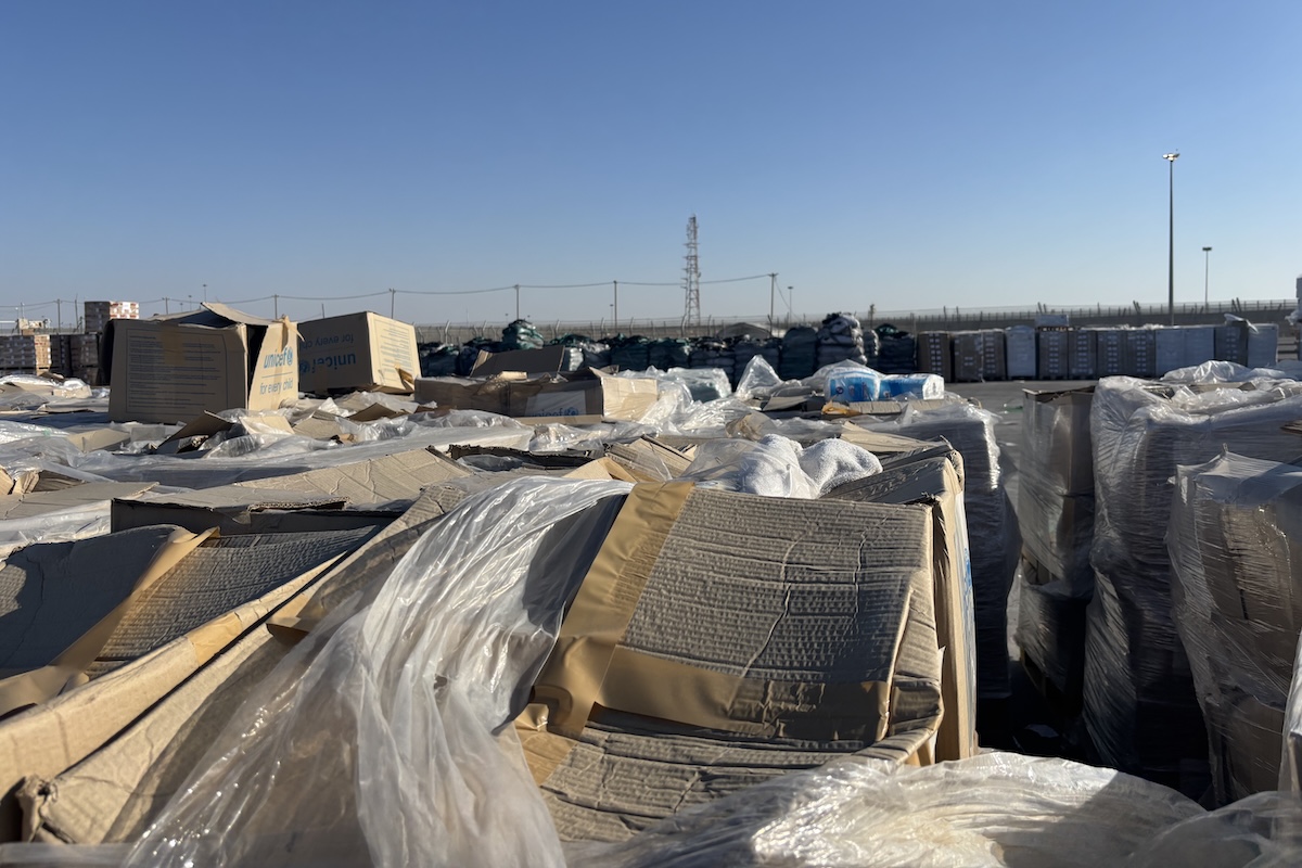 Humanitarian aid for Gaza at Kerem Shalom crossing (Photo: Maayan Hoffman)
