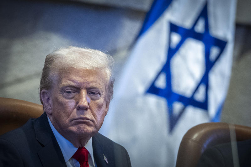 U.S. Vice President JD Vance speaks to members of the media in Kiryat Gat, Israel, October 21, 2025. REUTERS/Ammar Awad