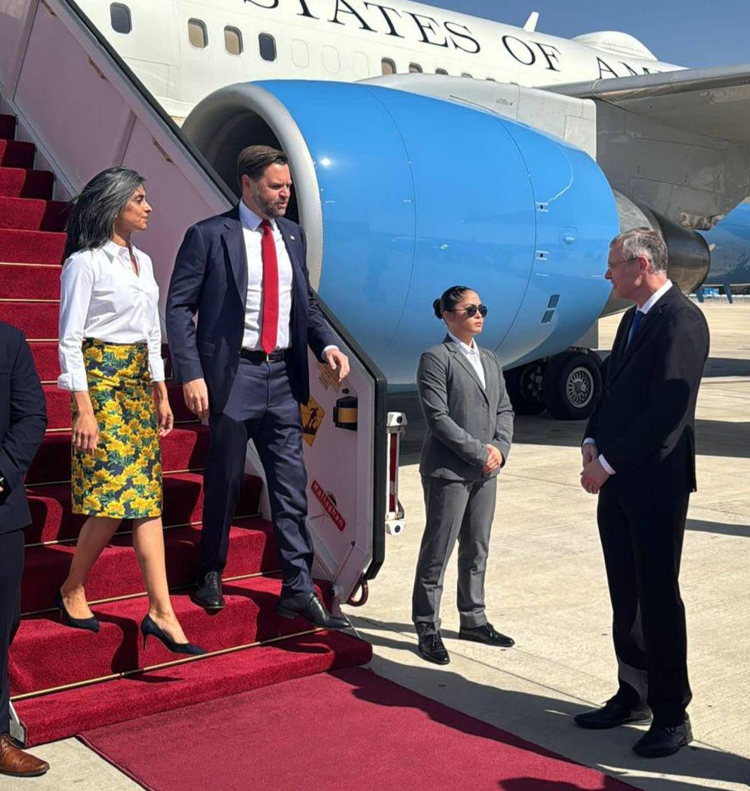 U.S. Vice President JD Vance speaks to members of the media in Kiryat Gat, Israel, October 21, 2025. REUTERS/Ammar Awad