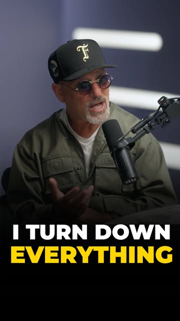 "I'm insecure. That's the driving force," Howie told me.
I'd love to send you this full conversation. Follow me and comment "HOWIE," and…