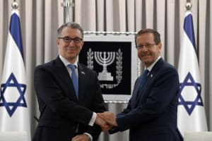Illustrative: Israeli President Isaac Herzog meets with British Ambassador to Israel Simon Walters, September 19, 2023. (Photo: GPO)