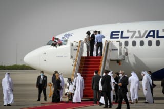 US-Israeli delegation arrive to Abu Dhabi