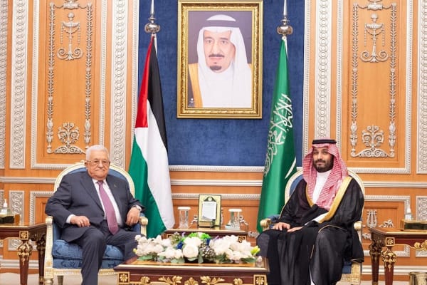 Saudi Arabia seeks leading role in reform of Palestinian Authority, wants Israel to release funds in return – report