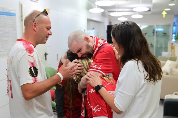 Former Israeli hostage Eitan Horn reveals how Hamas mentally abused him and his brother in gaza