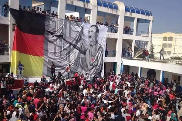 Tunisian school textbooks praise Hitler while ignoring the Holocaust, researchers find