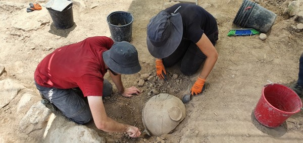 The Jerubbaal inscription, written in ink on a pottery vessel (Photo: Dafna Gazit/Israel Antiquities Authority)