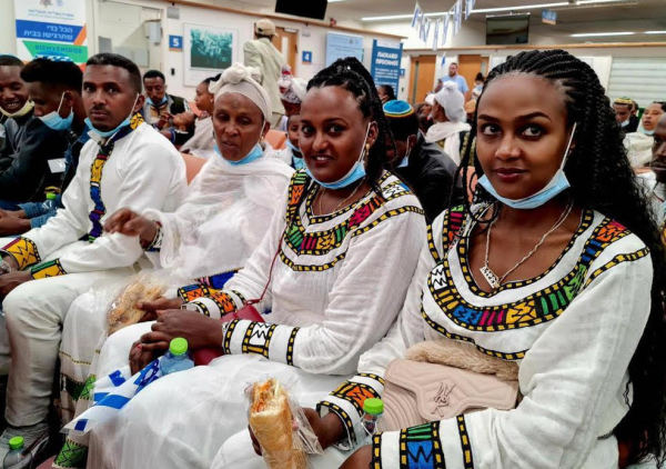 Ethiopian Jewish immigrants arrive in Israel as a part of Operation Zur Israel (Photo courtesy ICEJ)